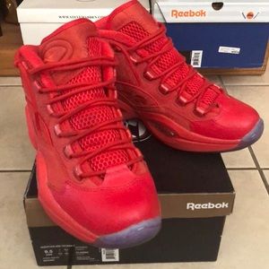 Reebok Sneakers